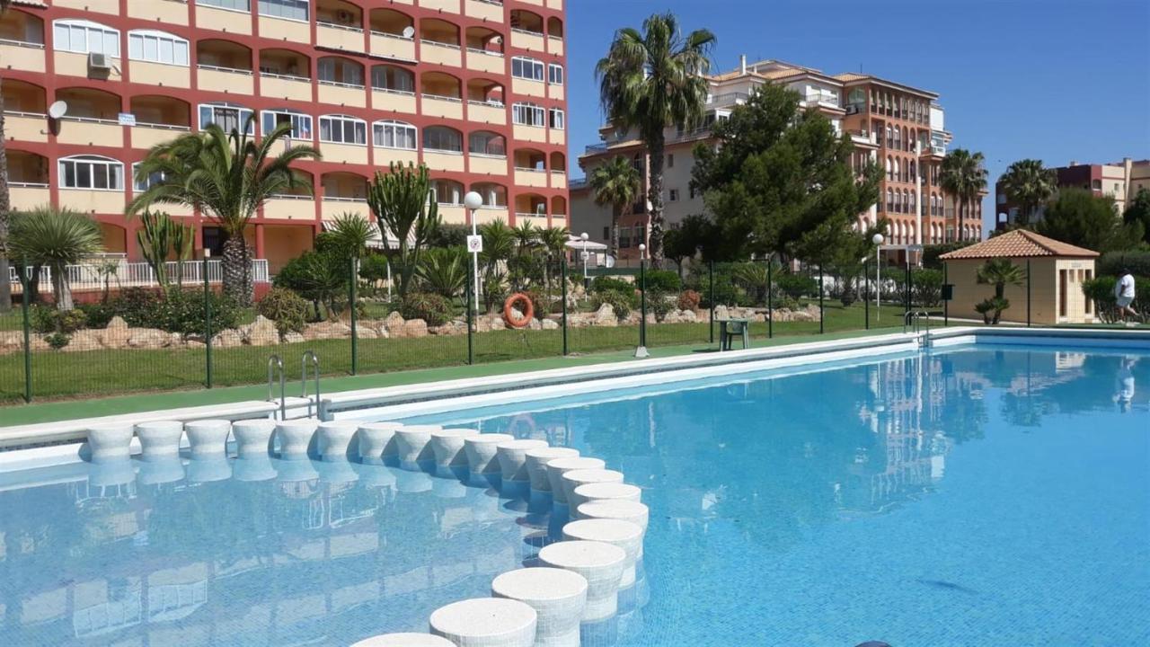 Bonito Torremar Apartamento Ref 7007 Daire Torrevieja Dış mekan fotoğraf